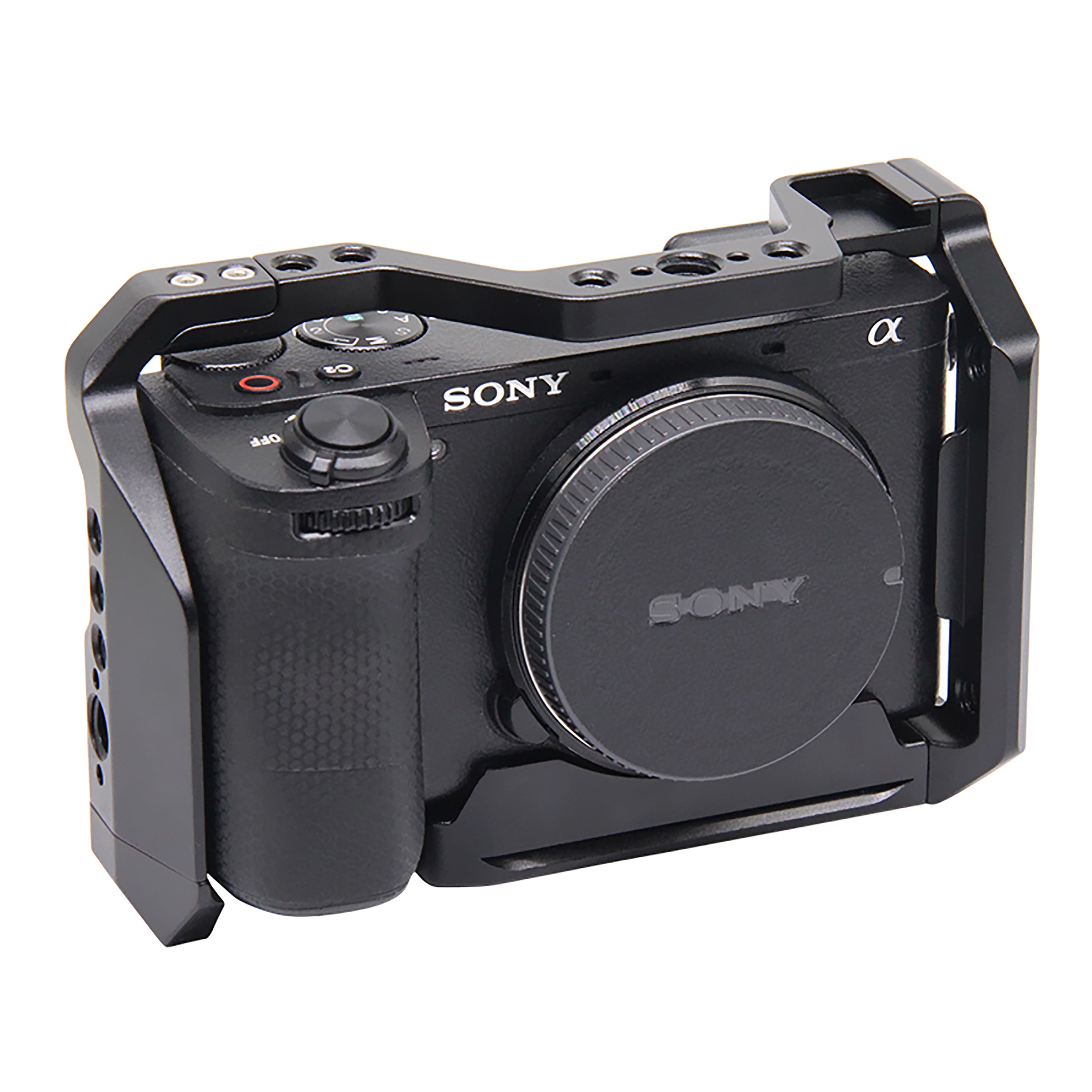 قفص كاميرا Digitek (S) A6700 لكاميرا Alpha 6700 - كاميرا APS-C ذات عدسات قابلة للتبديل مع مستشعر 26 ميجابكسل، وفيديو 4K، والتعرف على الأهداف بالذكاء الاصطناعي، وتصوير Log، ومعالجة LUT، ووظائف مناسبة لمدونات الفيديو