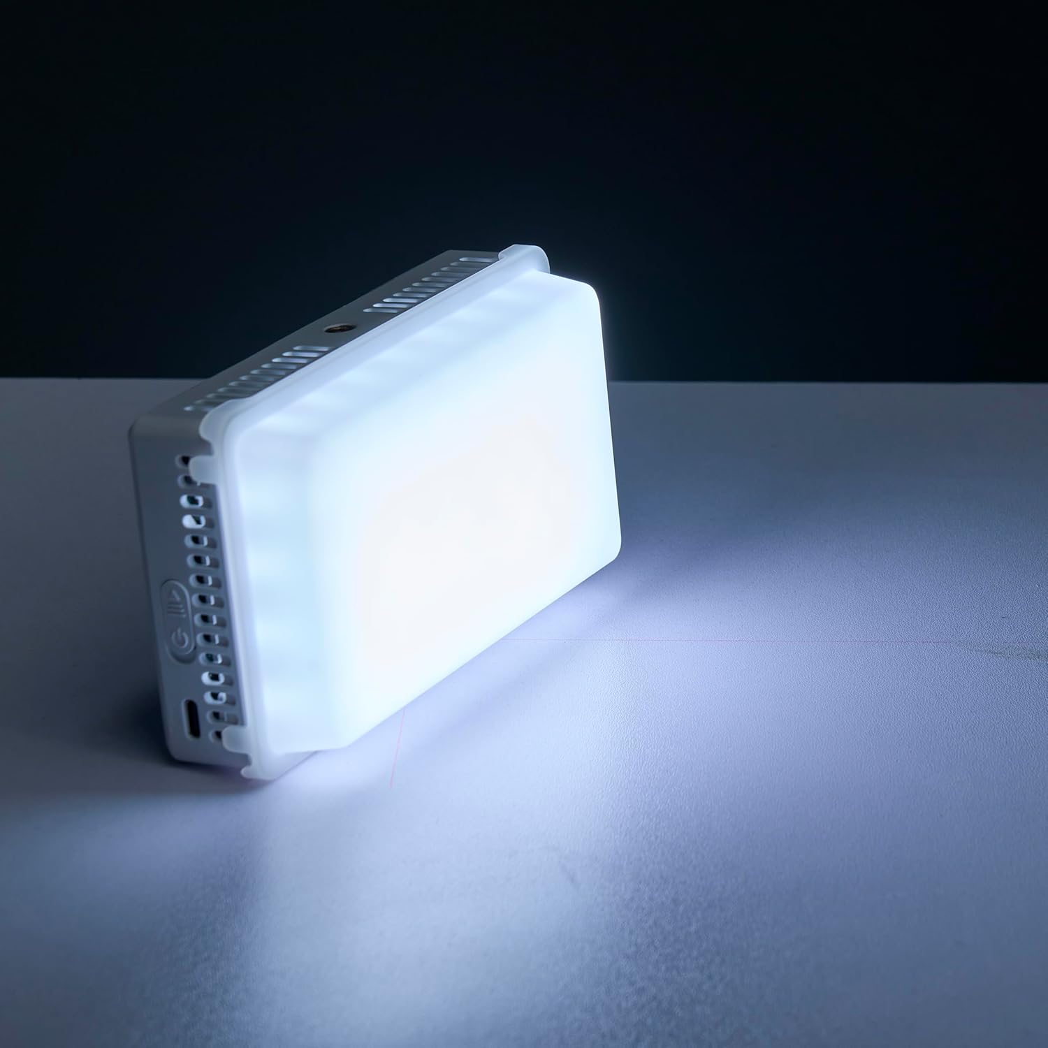 Digitek (LED-D50W RGB) 50W Portable RGB LED Video Light with Hot Shoe Adapter & Soft Diffuser Cover, HSI 0-360, 2700K–7500K CCT, 22 FX Modes, CRI 96+, 2600mAh Battery, for Photo & Videography