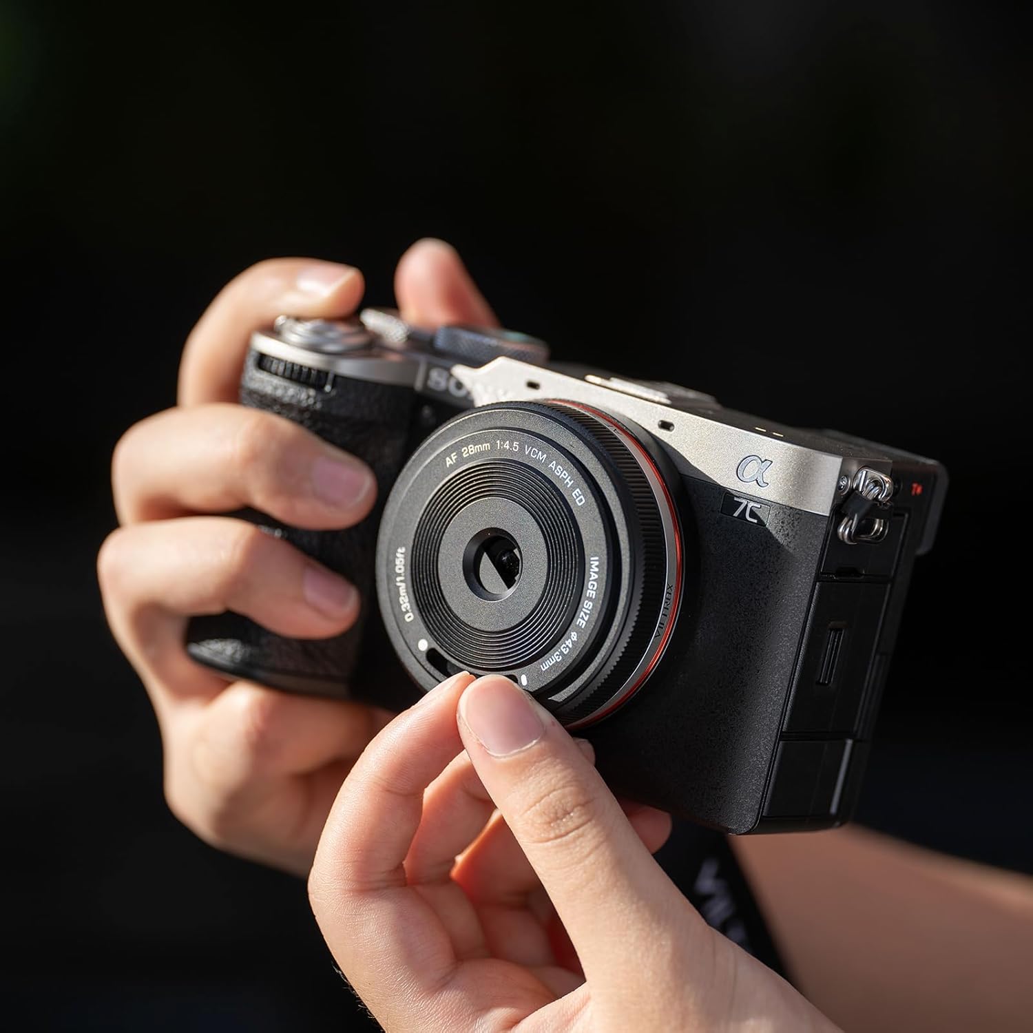 عدسة VILTROX 28mm F4.5 لكاميرات سوني ذات الإطار الكامل E Mount، تركيز تلقائي، فتحة عدسة ثابتة، عدسة فائقة النحافة